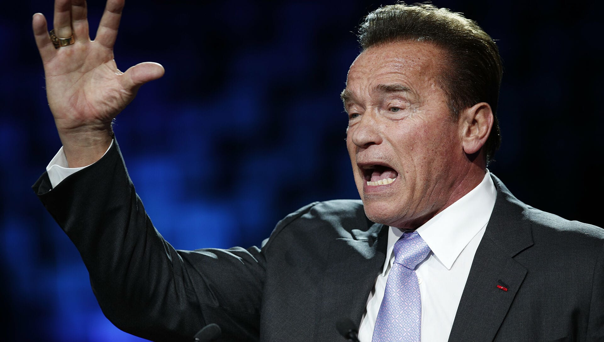 Arnie gives a speech