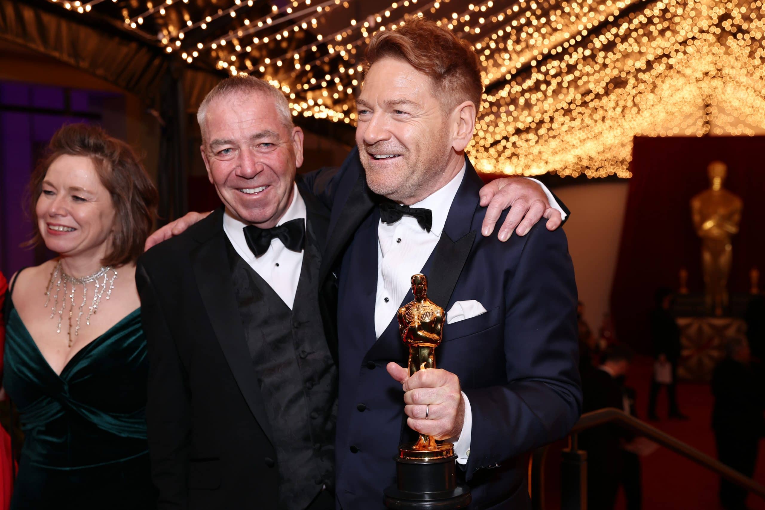 Sir Kenneth Branagh wins an Oscar