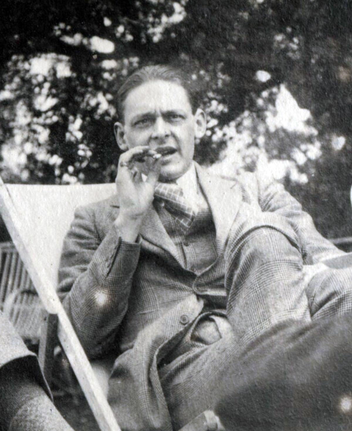 T.S. Eliot biography review