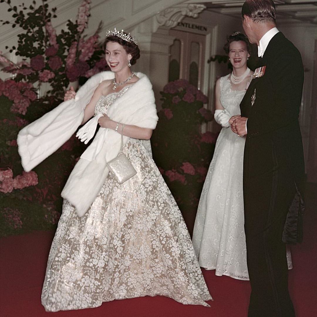 Queen Elizabeth II death Australia visit 1954