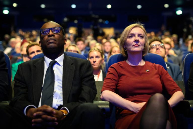 Truss Kwartent U-Turn
