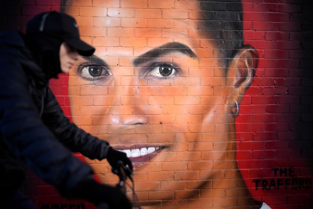 Ronaldo Mural Manchester