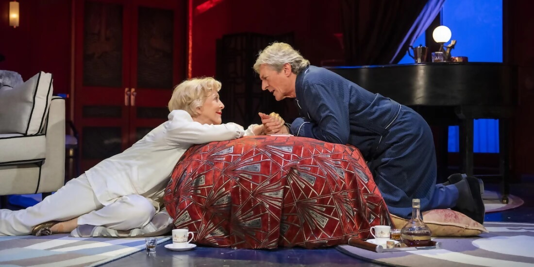 Patricia Hodge and Nigel Havers star in our Private Lives review at the ambassadors theatre