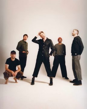 Kaiser Chiefs Easy Eighth album tour