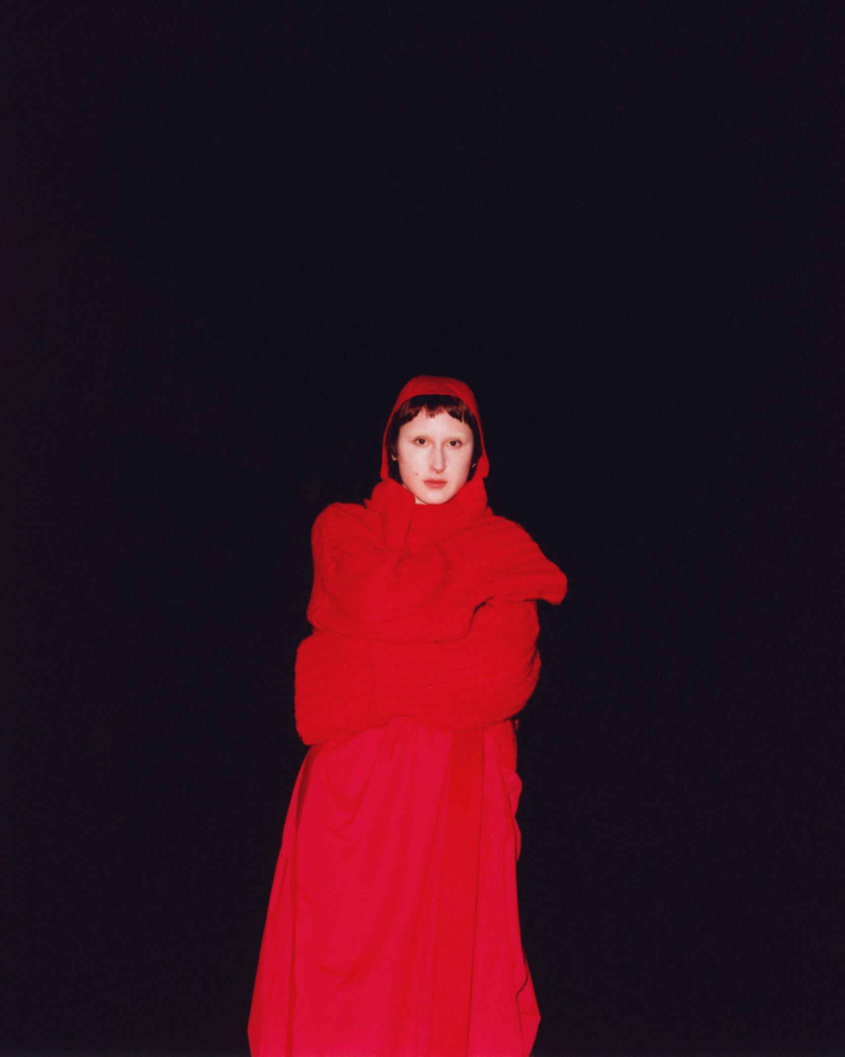 LO MAIN LIZZIEMAYLAND_CALMCINTYRE_9 (EP LEAD PRESS IMAGE)