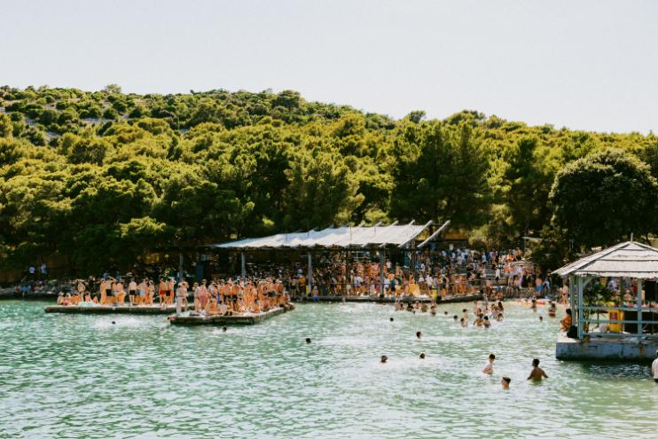 250712_LOVEINTERNATIONAL_2025_SiennaLorraineGray_@siennalorrainegray_@khromacollective-760