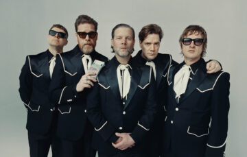 The Hives Legalize Living