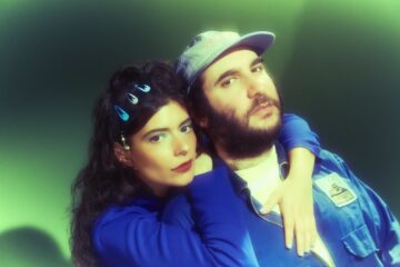 Pearl-and-the-Oysters