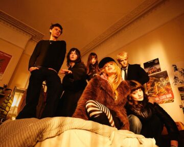 Man/Woman/Chainsaw press photo by Charlie & Charlie, 2026